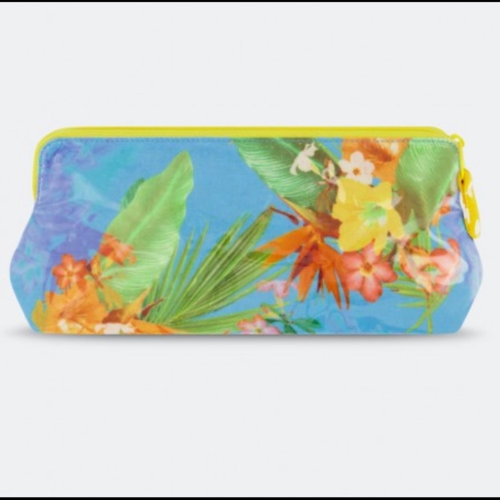 NWT Caprice Roberta Roller Rabbit Small Makeup Bag